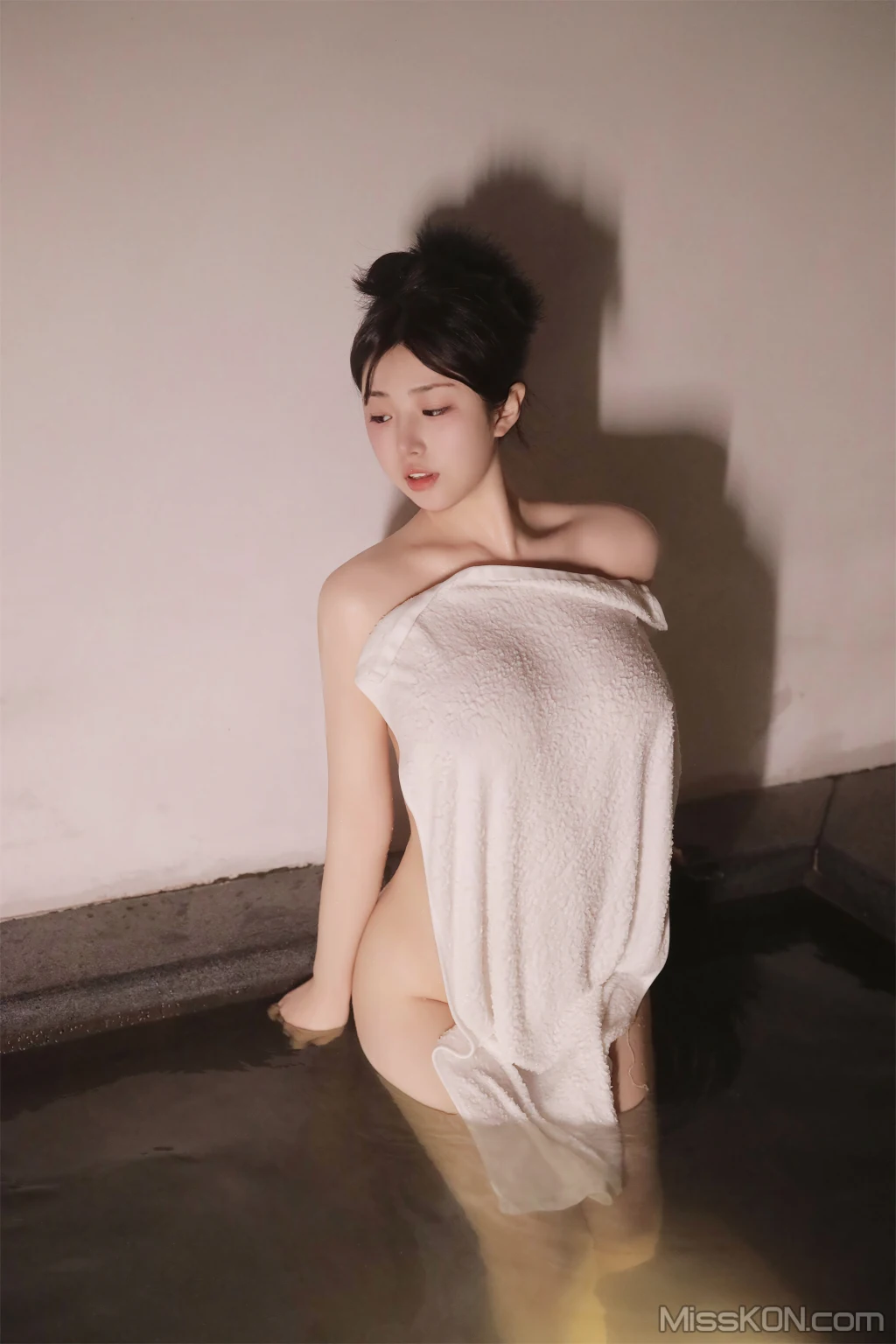 [XR Uncensored] Chen Xiaohua (陈小花)_ 泡澡