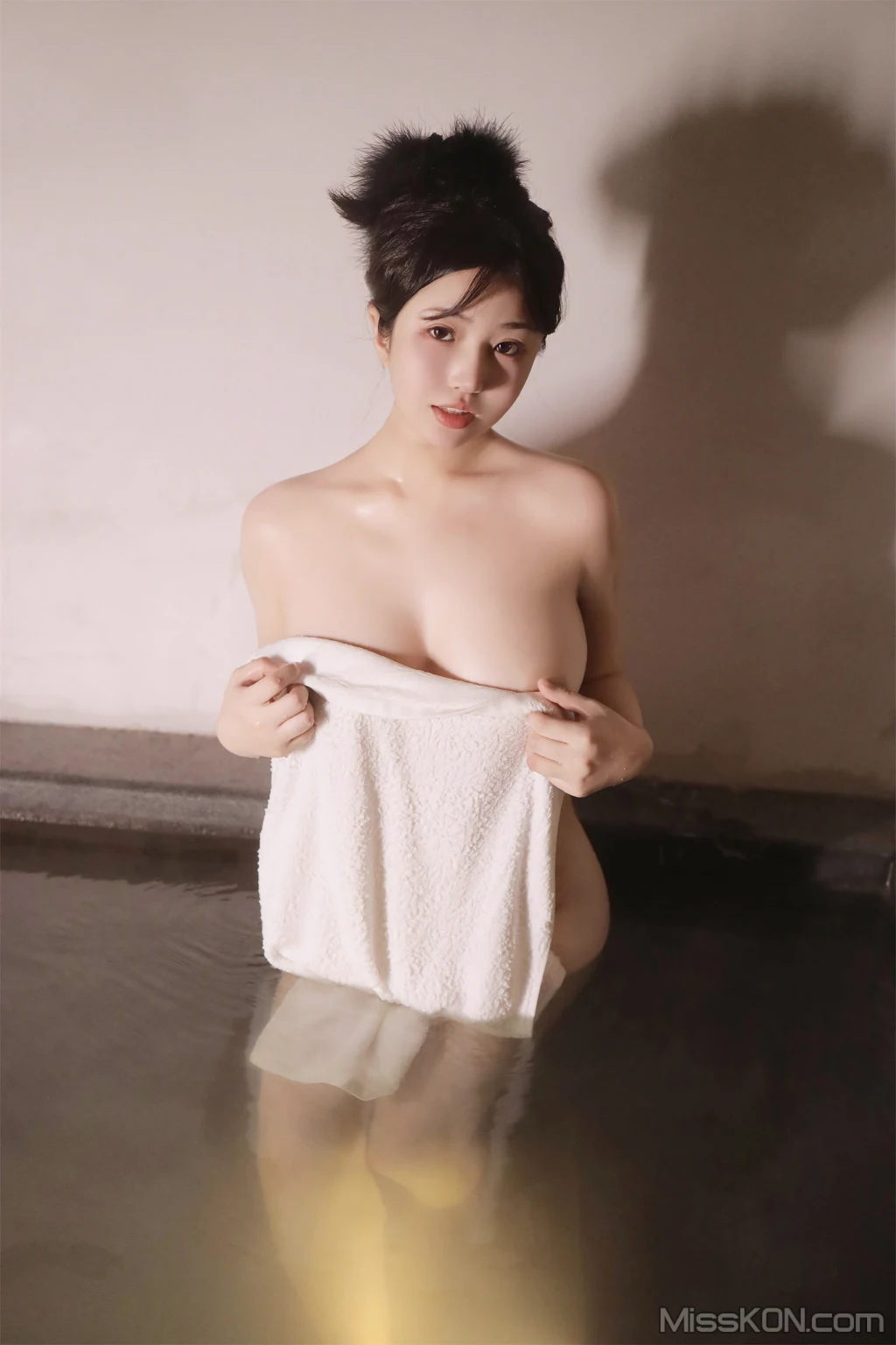 [XR Uncensored] Chen Xiaohua (陈小花)_ 泡澡