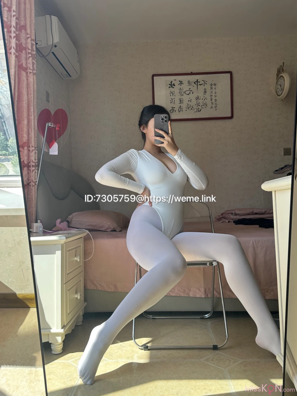 美邵女Baby_ 白丝诱惑