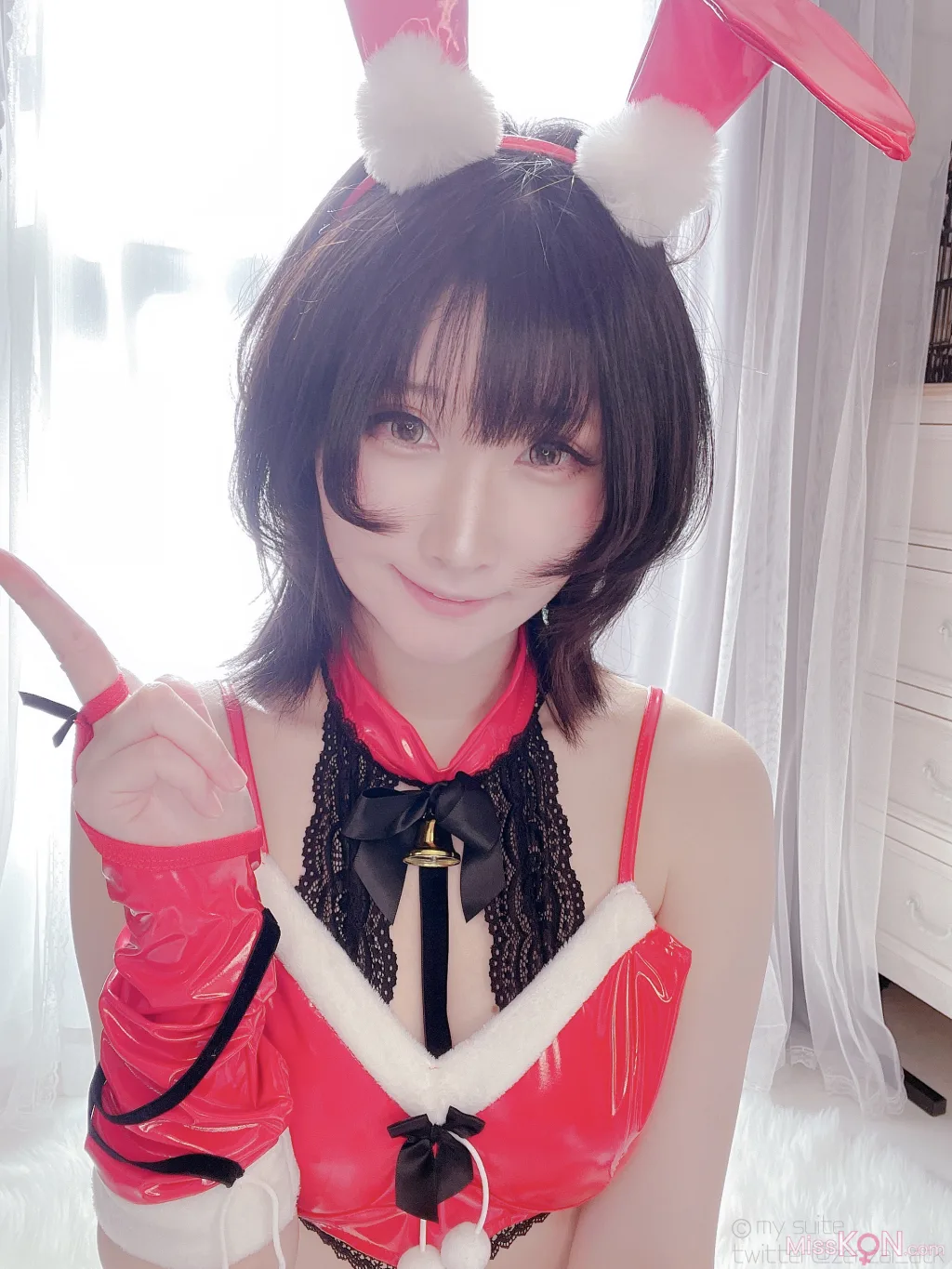 Coser@Atsuki (あつき)_ 2022年もクリスマスに会えない彼女からえっちな