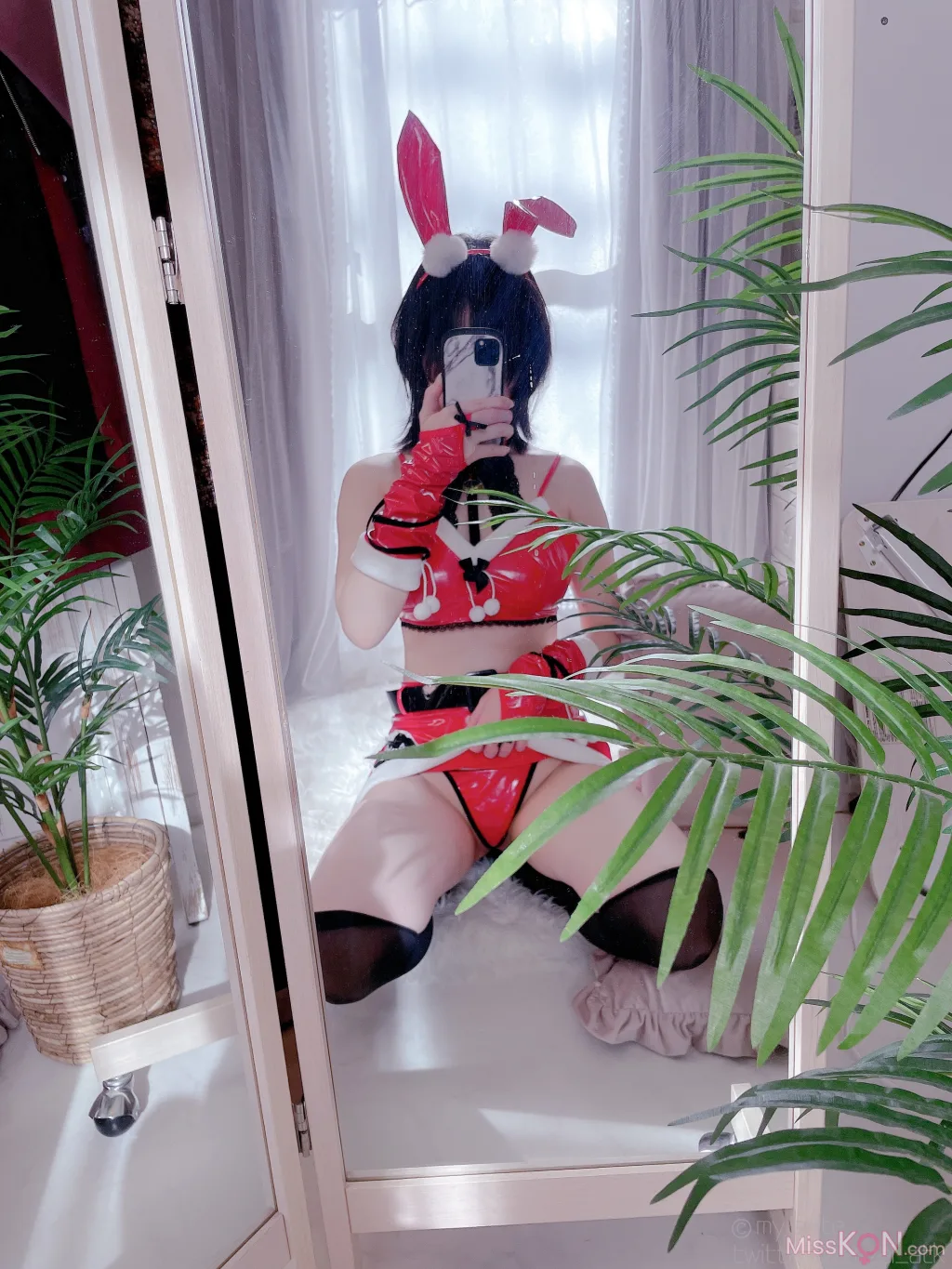 Coser@Atsuki (あつき)_ 2022年もクリスマスに会えない彼女からえっちな