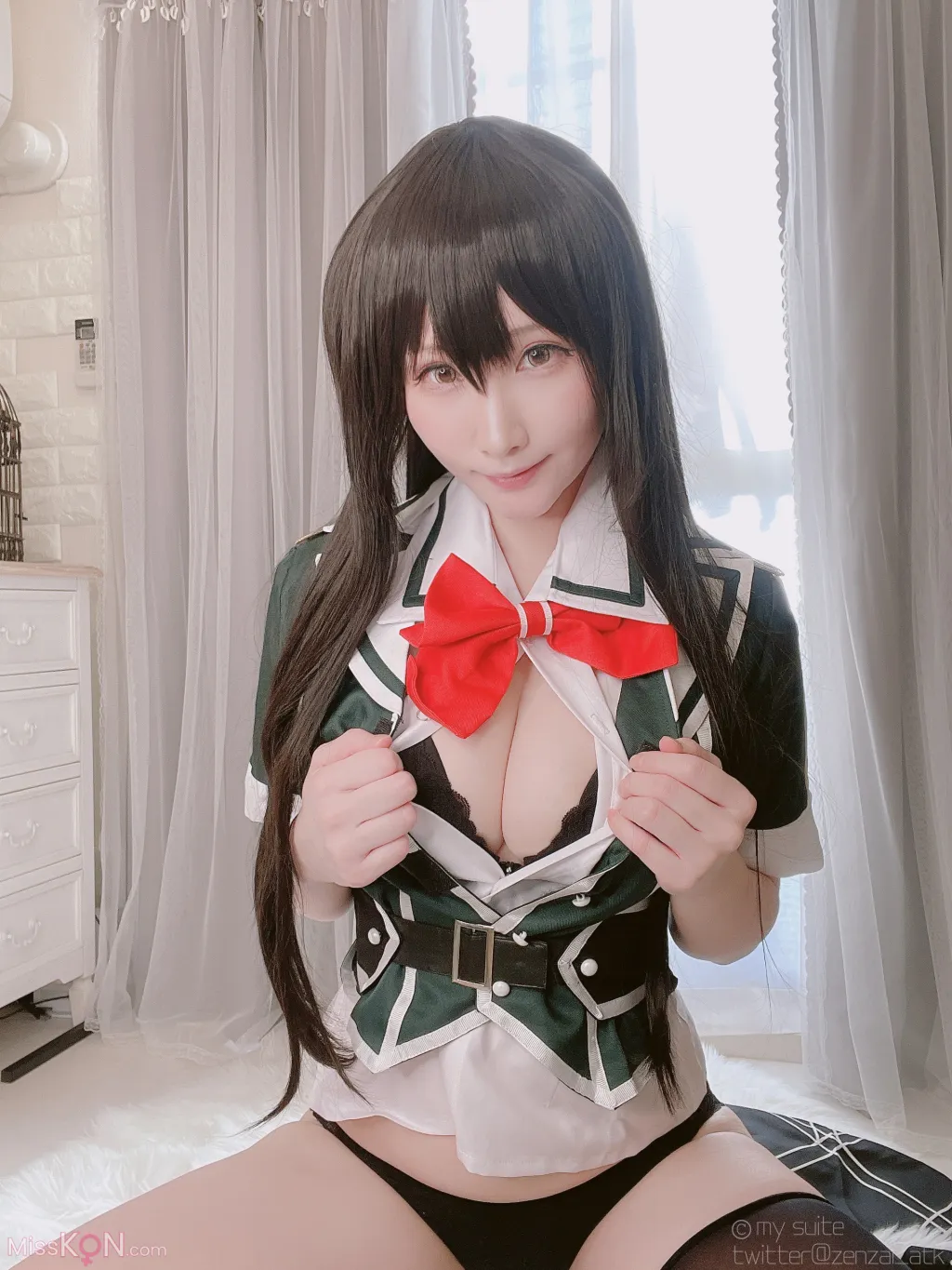 Coser@Atsuki (あつき)_ Behind-the-scenes Girl Chikuma-san 裏垢女子 筑摩さん