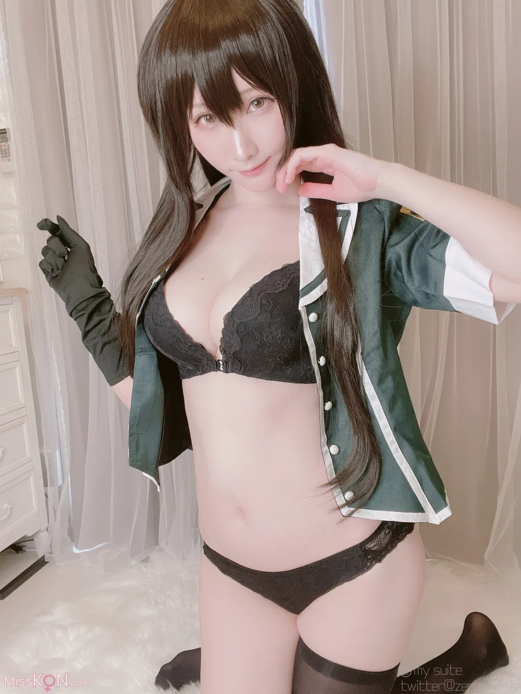 Coser@Atsuki (あつき)_ Behind-the-scenes Girl Chikuma-san 裏垢女子 筑摩さん