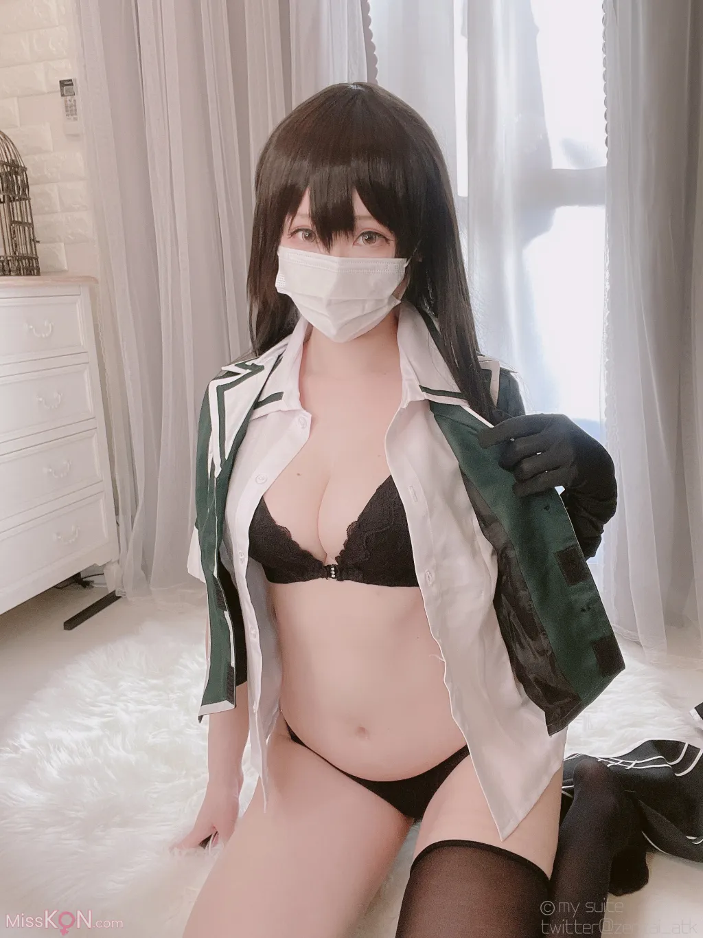 Coser@Atsuki (あつき)_ Behind-the-scenes Girl Chikuma-san 裏垢女子 筑摩さん