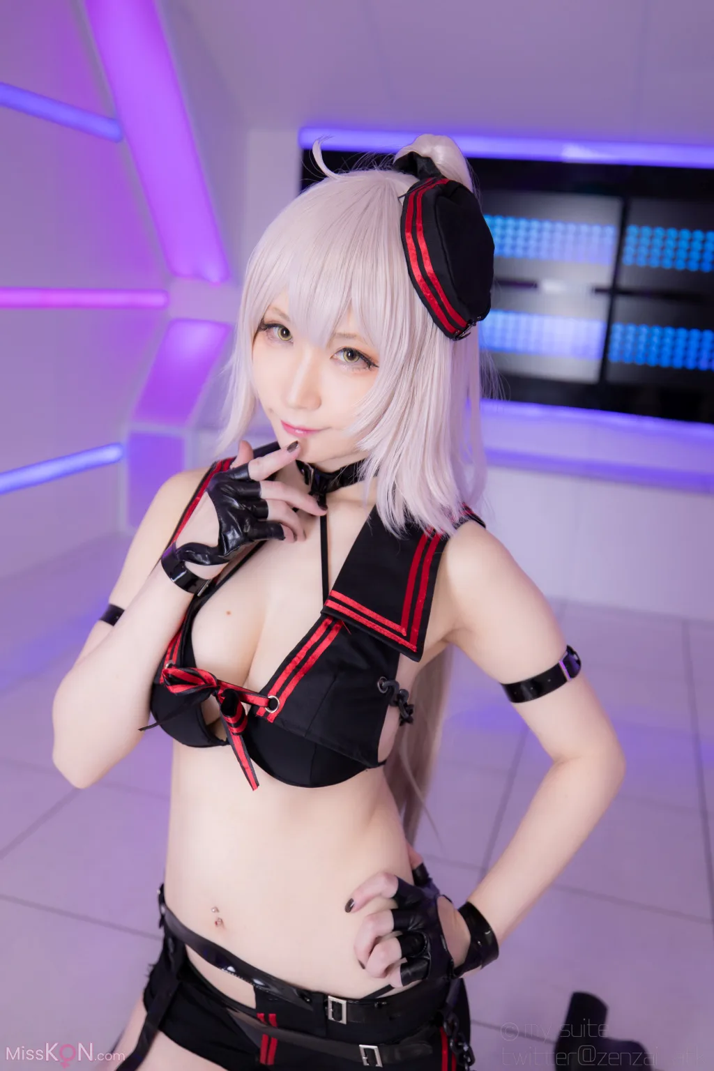 Coser@Atsuki (あつき)_ SUITE GRAND ORDER 30 (FGO)