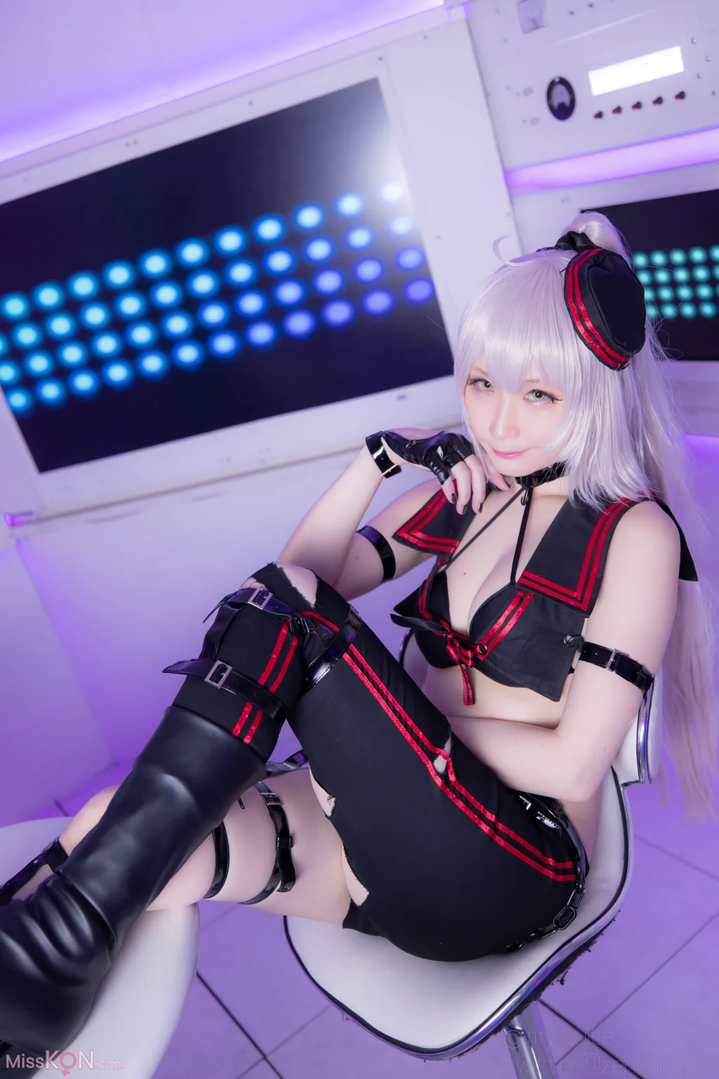 Coser@Atsuki (あつき)_ SUITE GRAND ORDER 30 (FGO)