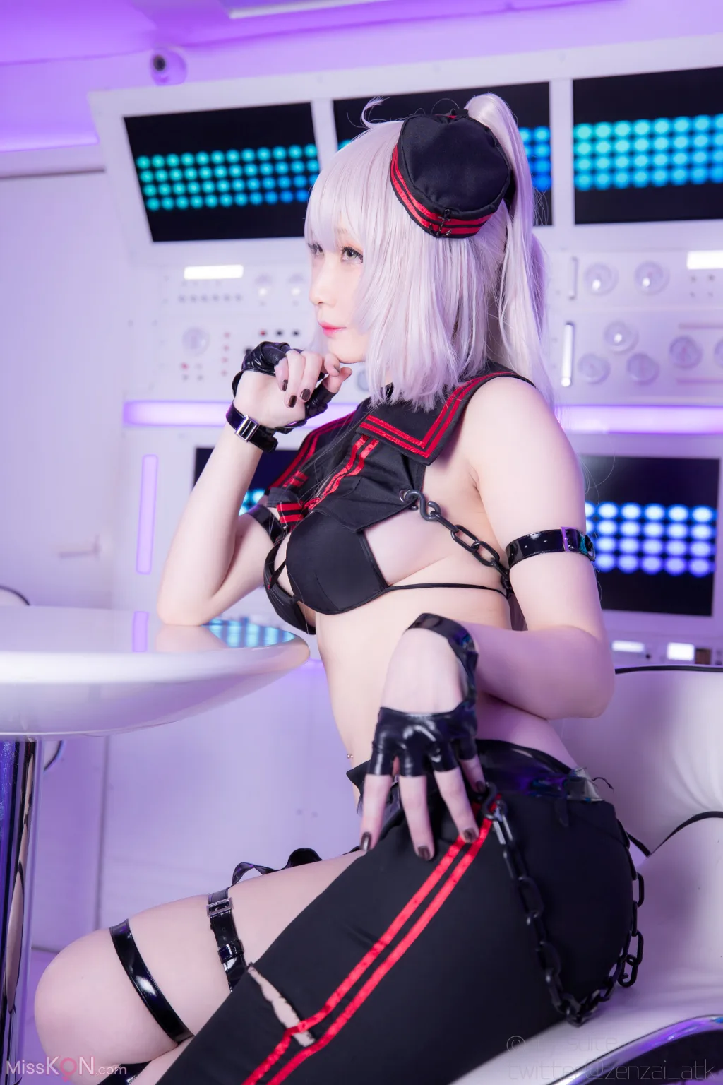 Coser@Atsuki (あつき)_ SUITE GRAND ORDER 30 (FGO)