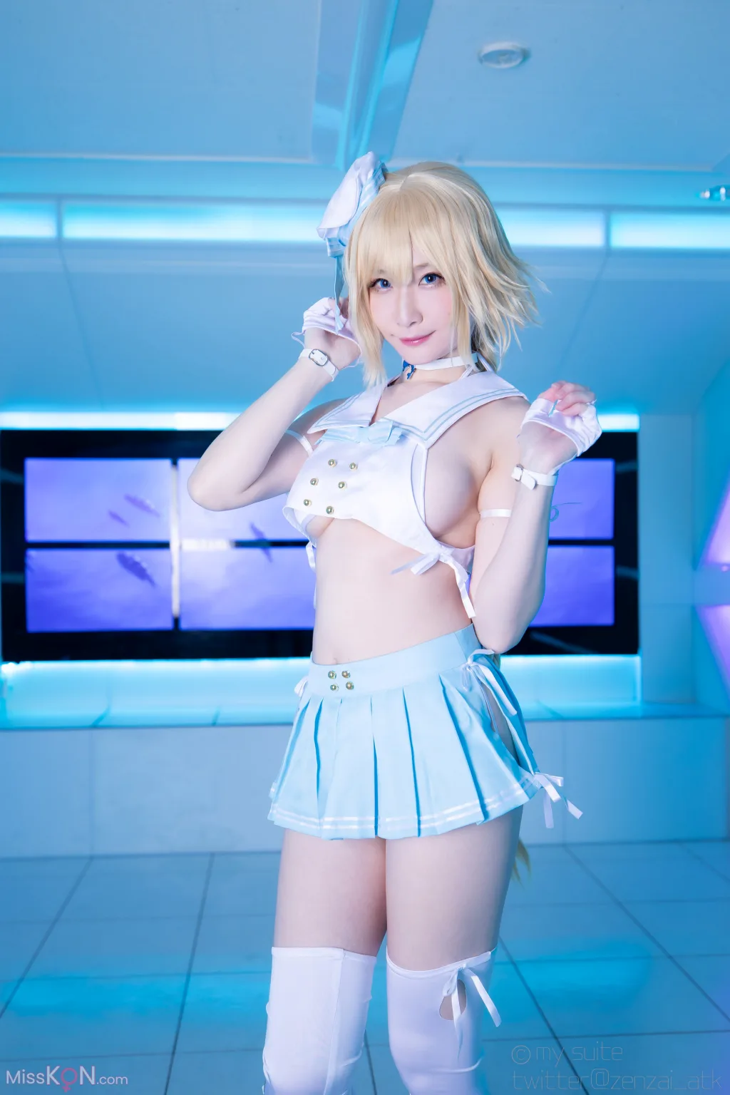 Coser@Atsuki (あつき)_ SUITE GRAND ORDER 30 (FGO)