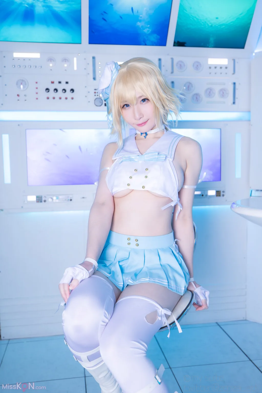 Coser@Atsuki (あつき)_ SUITE GRAND ORDER 30 (FGO)