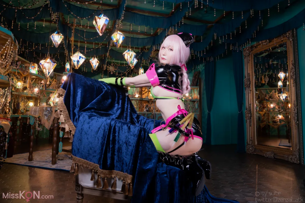 Coser@Atsuki (あつき)_ SUITE GRAND ORDER 32 (FGO)