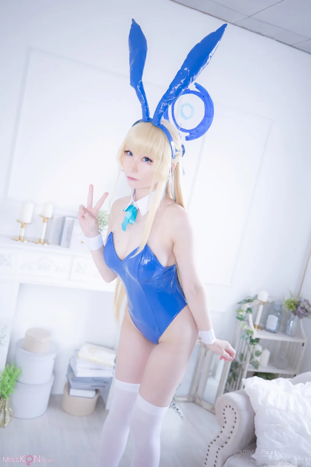 Coser@Atsuki (あつき)_ Suite Secret Time!! (Blue Archive)