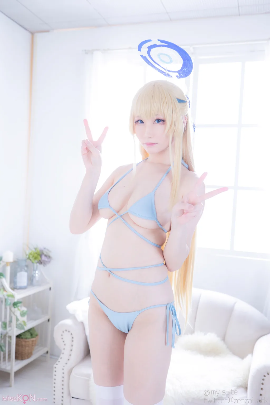 Coser@Atsuki (あつき)_ Suite Secret Time!! (Blue Archive)