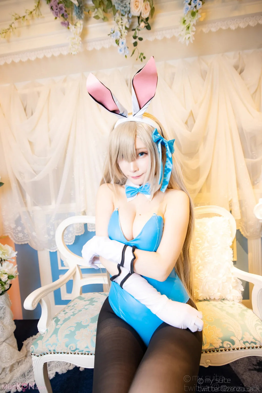 Coser@Atsuki (あつき)_ Suite Secret Time!! (Blue Archive)