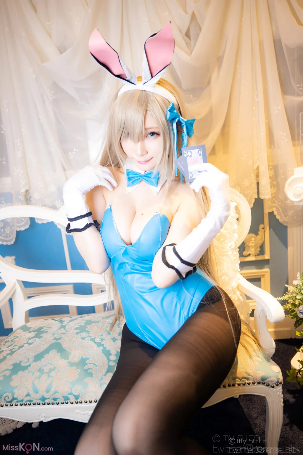 Coser@Atsuki (あつき)_ Suite Secret Time!! (Blue Archive)