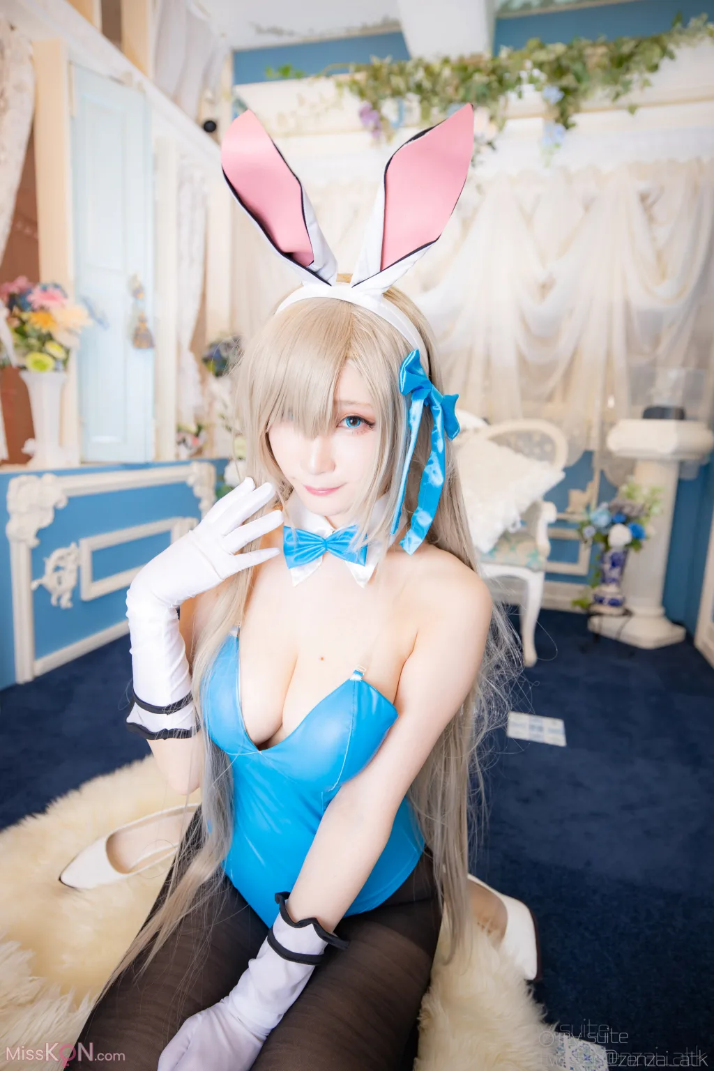 Coser@Atsuki (あつき)_ Suite Secret Time!! (Blue Archive)