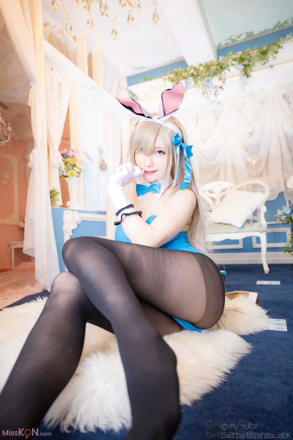 Coser@Atsuki (あつき)_ Suite Secret Time!! (Blue Archive)