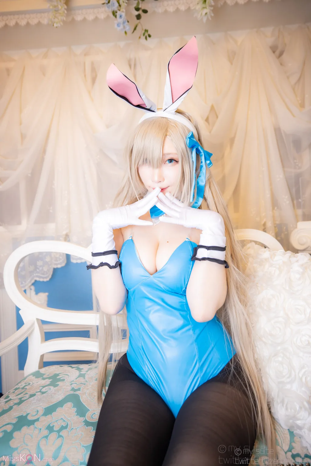 Coser@Atsuki (あつき)_ Suite Secret Time!! (Blue Archive)