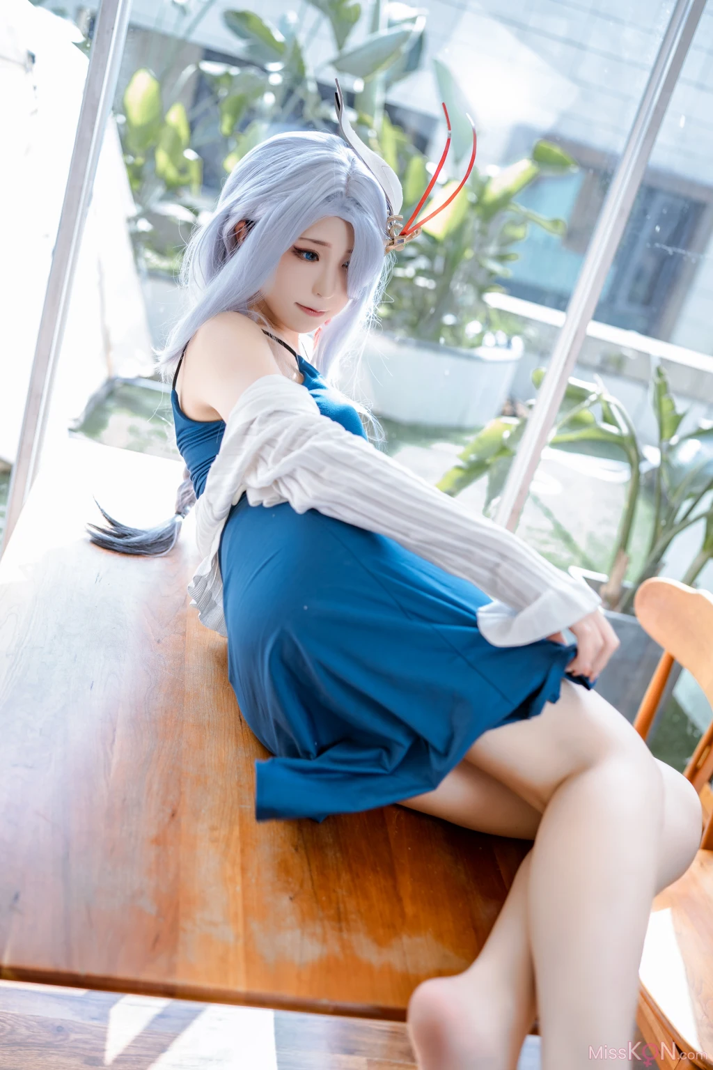 Coser@Quan冉有点饿_ 原神 申鹤 同人礼服