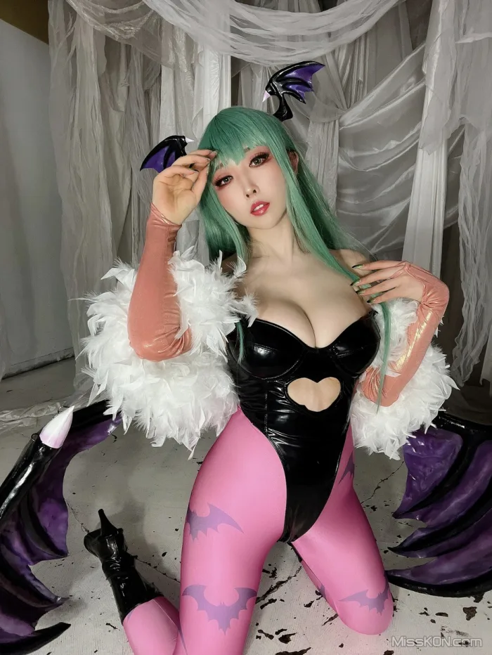 Coser@Reku Momoiro (桃色れく)_ MORRIGAN AENSLAND