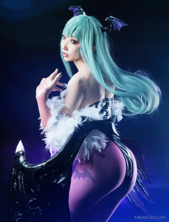 Coser@Reku Momoiro (桃色れく)_ MORRIGAN AENSLAND