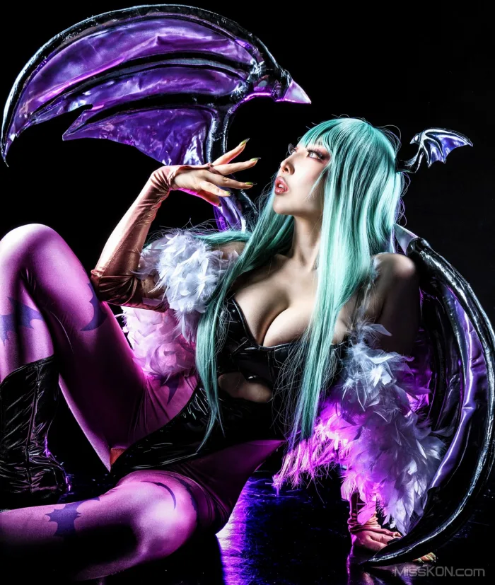 Coser@Reku Momoiro (桃色れく)_ MORRIGAN AENSLAND