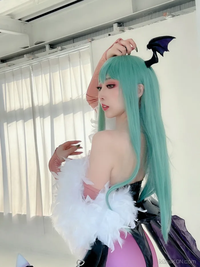 Coser@Reku Momoiro (桃色れく)_ MORRIGAN AENSLAND