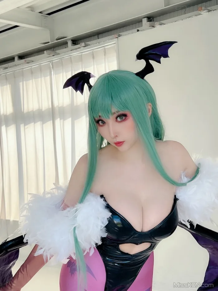 Coser@Reku Momoiro (桃色れく)_ MORRIGAN AENSLAND