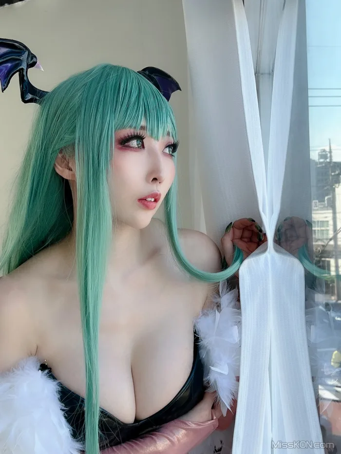 Coser@Reku Momoiro (桃色れく)_ MORRIGAN AENSLAND