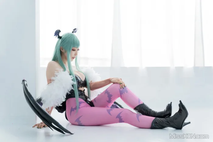 Coser@Reku Momoiro (桃色れく)_ MORRIGAN AENSLAND