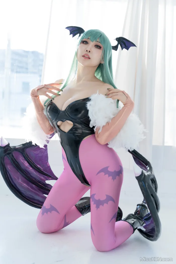 Coser@Reku Momoiro (桃色れく)_ MORRIGAN AENSLAND