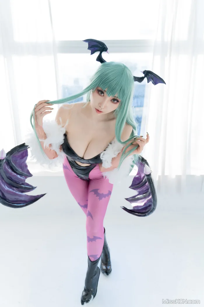 Coser@Reku Momoiro (桃色れく)_ MORRIGAN AENSLAND