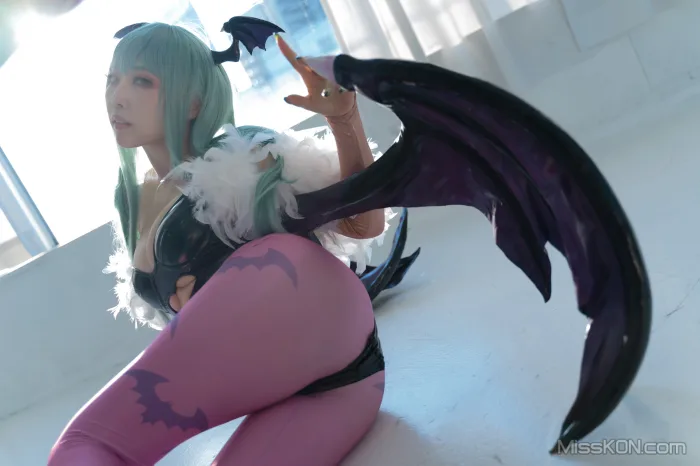 Coser@Reku Momoiro (桃色れく)_ MORRIGAN AENSLAND