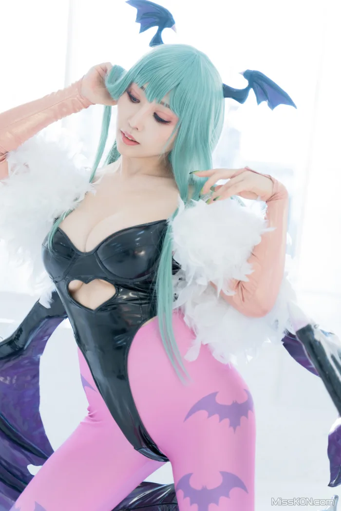 Coser@Reku Momoiro (桃色れく)_ MORRIGAN AENSLAND