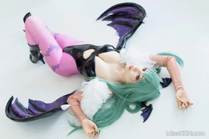 Coser@Reku Momoiro (桃色れく)_ MORRIGAN AENSLAND