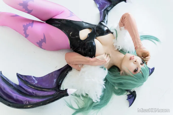 Coser@Reku Momoiro (桃色れく)_ MORRIGAN AENSLAND