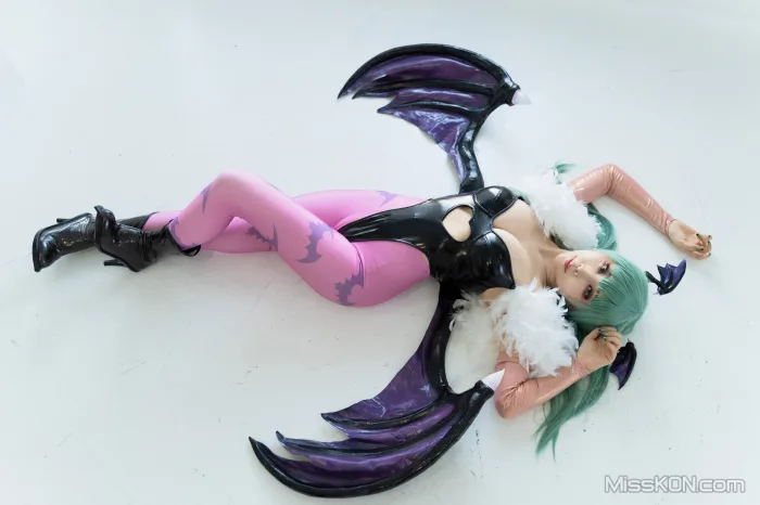 Coser@Reku Momoiro (桃色れく)_ MORRIGAN AENSLAND