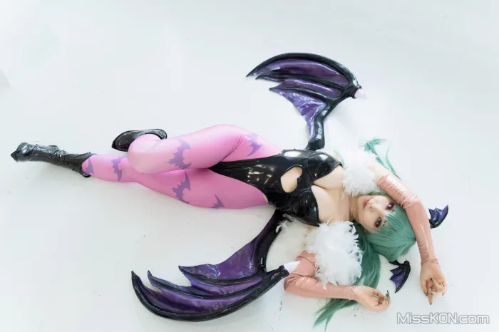 Coser@Reku Momoiro (桃色れく)_ MORRIGAN AENSLAND