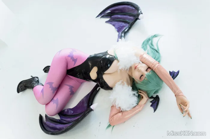 Coser@Reku Momoiro (桃色れく)_ MORRIGAN AENSLAND