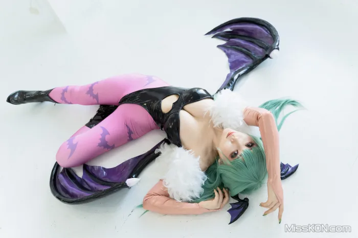 Coser@Reku Momoiro (桃色れく)_ MORRIGAN AENSLAND