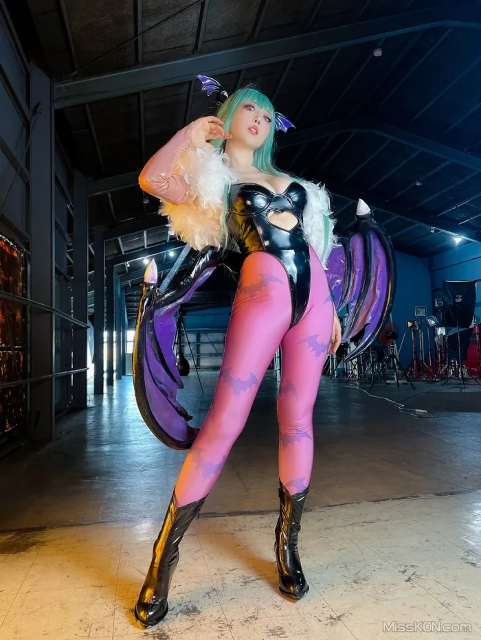 Coser@Reku Momoiro (桃色れく)_ MORRIGAN AENSLAND