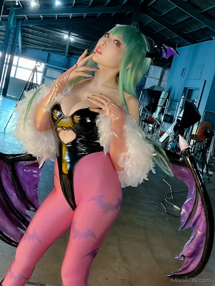 Coser@Reku Momoiro (桃色れく)_ MORRIGAN AENSLAND