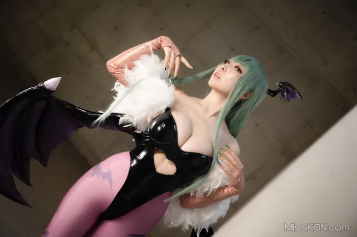 Coser@Reku Momoiro (桃色れく)_ MORRIGAN AENSLAND