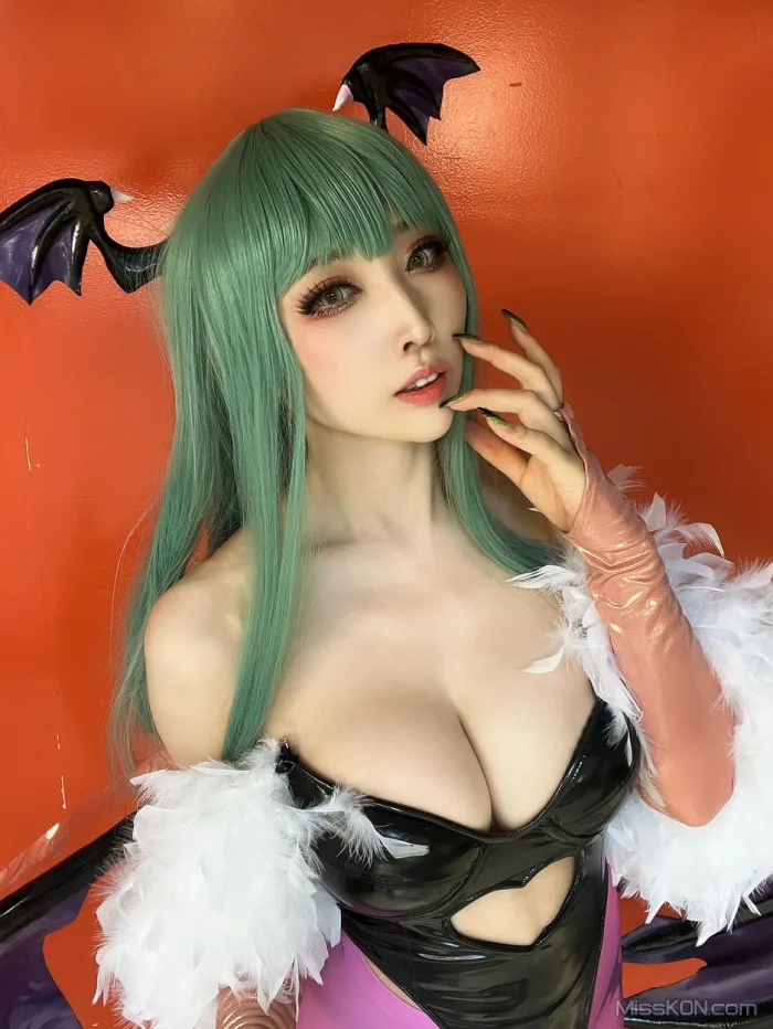 Coser@Reku Momoiro (桃色れく)_ MORRIGAN AENSLAND