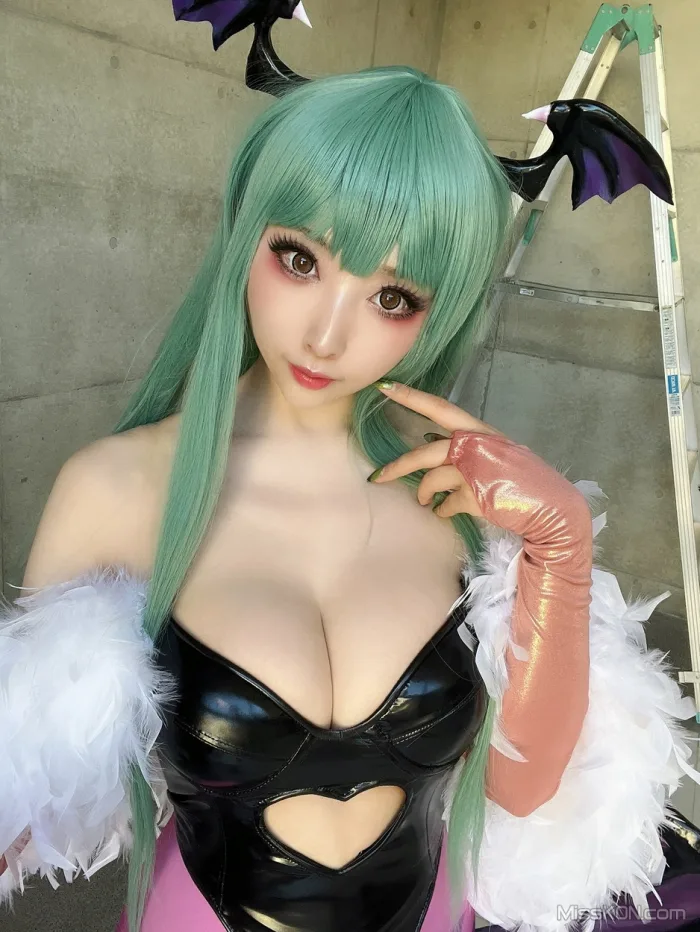 Coser@Reku Momoiro (桃色れく)_ MORRIGAN AENSLAND