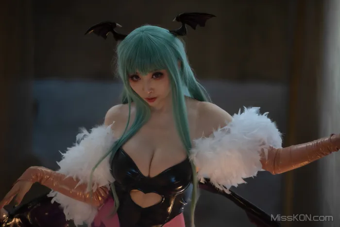 Coser@Reku Momoiro (桃色れく)_ MORRIGAN AENSLAND