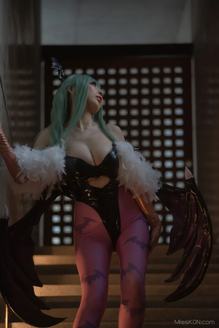 Coser@Reku Momoiro (桃色れく)_ MORRIGAN AENSLAND