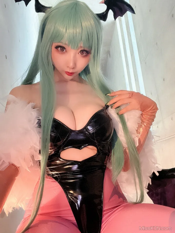 Coser@Reku Momoiro (桃色れく)_ MORRIGAN AENSLAND