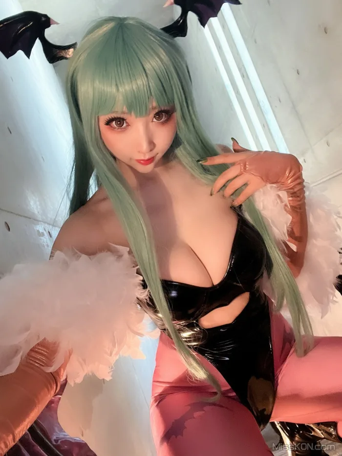 Coser@Reku Momoiro (桃色れく)_ MORRIGAN AENSLAND