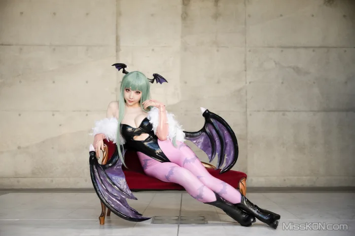 Coser@Reku Momoiro (桃色れく)_ MORRIGAN AENSLAND