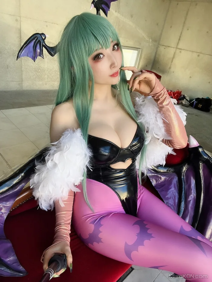 Coser@Reku Momoiro (桃色れく)_ MORRIGAN AENSLAND